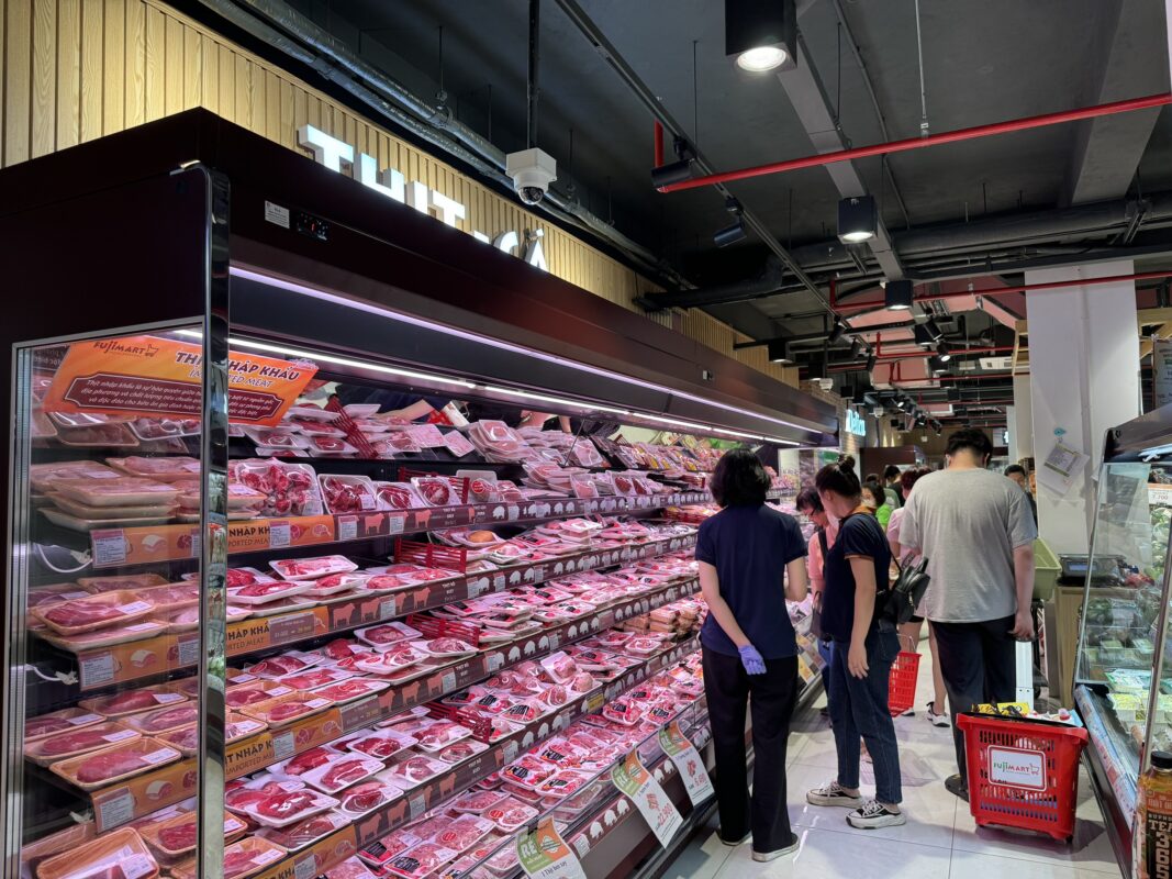 Nhập khẩu thịt tăng mạnh cả về lượng và trị giá